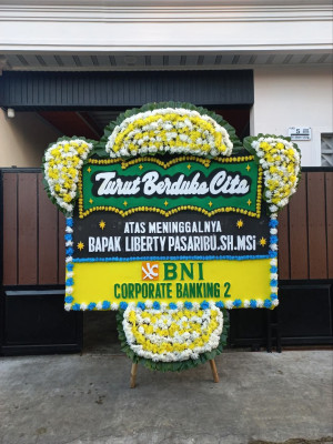 Papan Bunga Duka di Kusan Hulu